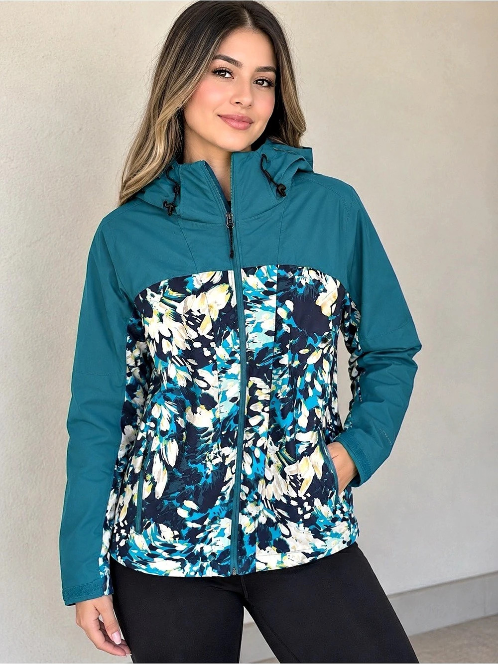 Columbia Women's Switchback III Waterproof Rain Jacket Floral Ski Jacket Blue &